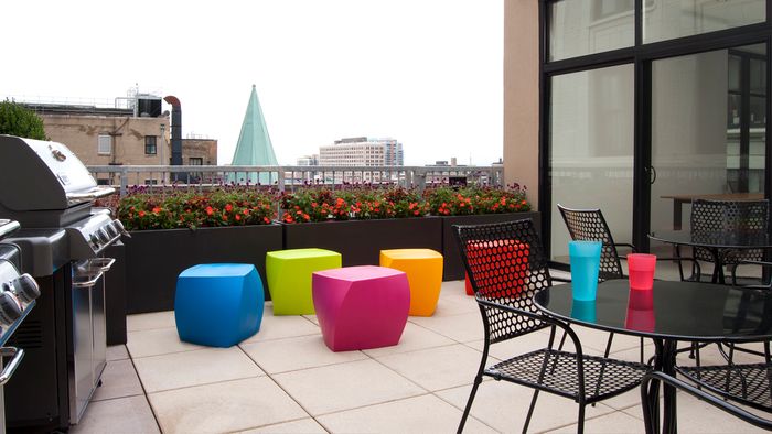 patio, grilling stations