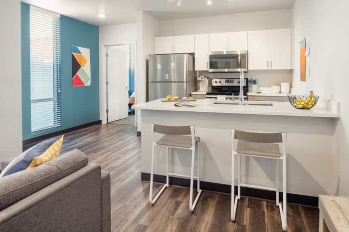 State-of-the-Art Kitchen | Columbia Missouri Apartments | Rise on 9th