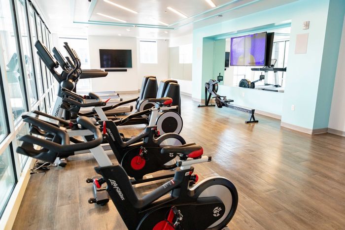 Bike Room Center | Columbia Missouri Apartments | Rise on 9th