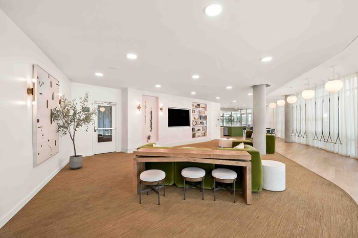 Clubroom with Kitchenette