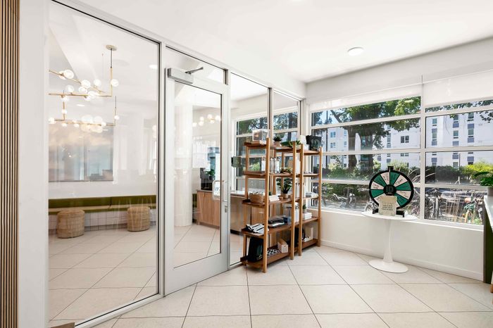 Leasing Office