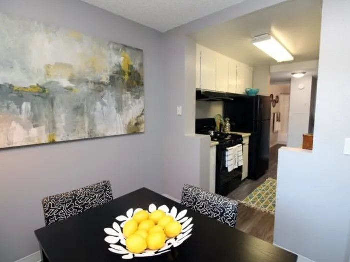 Luxurious Dining Room | Apartments Near Sacramento State | University Village