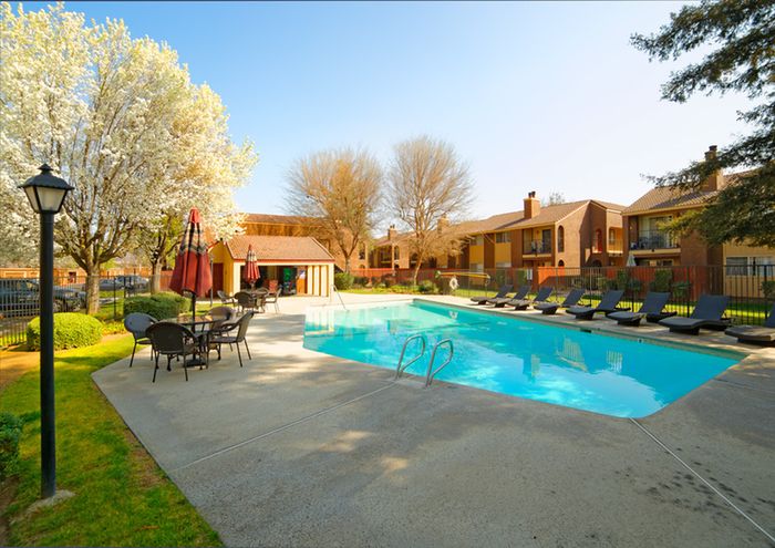 Swimming Pool | Apartment Homes in Fresno, CA | The Lexington
