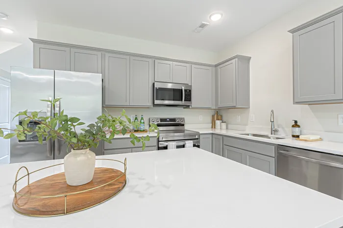 Kitchen | Snowmass Townhomes | Single Family Homes For Rent in Knoxville, TN