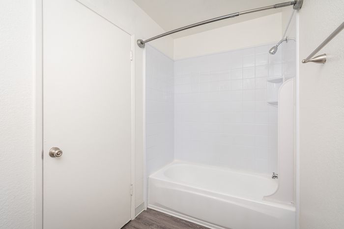 Cottages on 5th (NEW) - White Bathroom