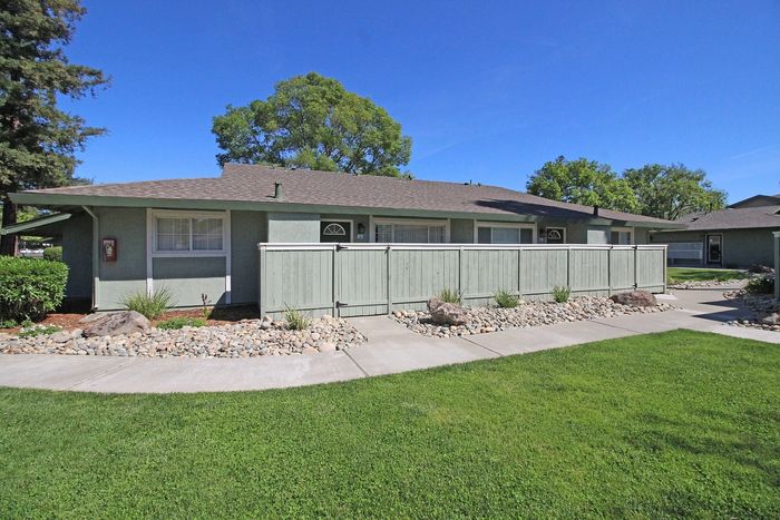 Cottages on 5th (NEW) - Exterior View