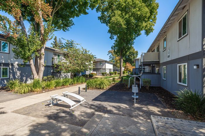 University River Village C - Outdoor Fitness Area