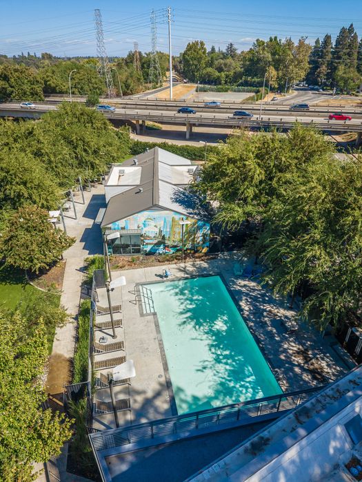 University River Village A - Outdoor Pool Area