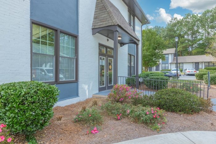 Leasing Office