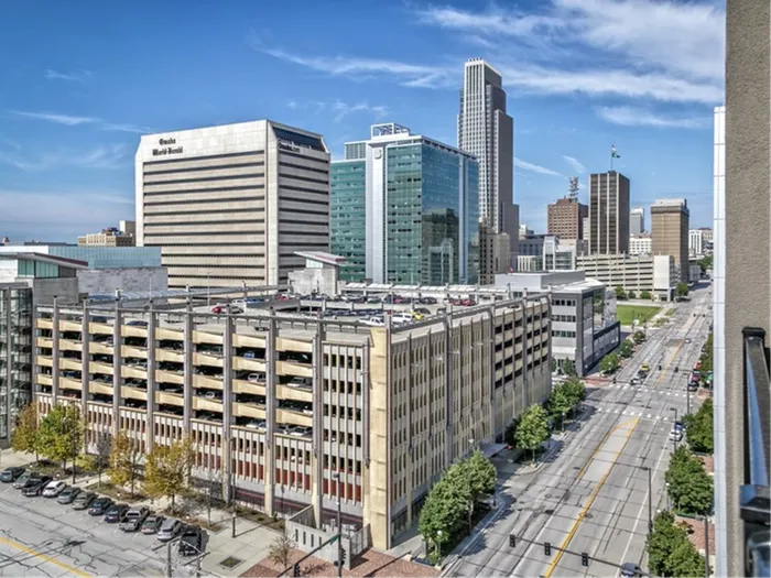 Gorgeous Downtown Balcony View