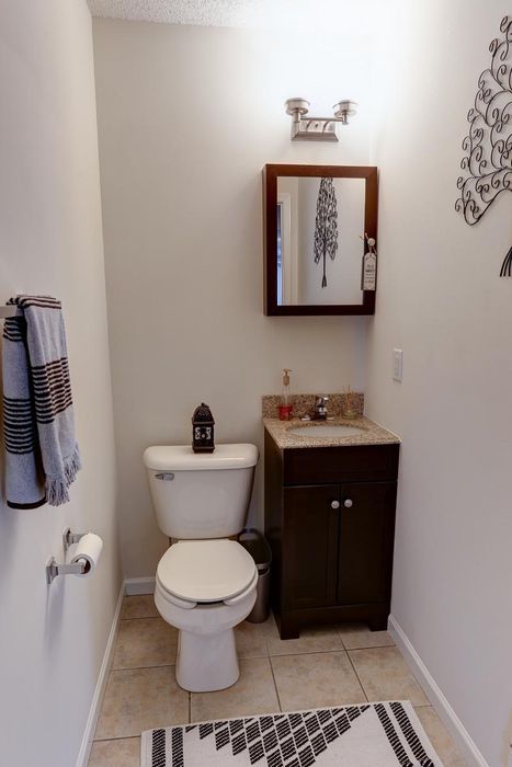Ornate Bathroom | Luxury Apartments Buffalo | Autumn Creek Apartments