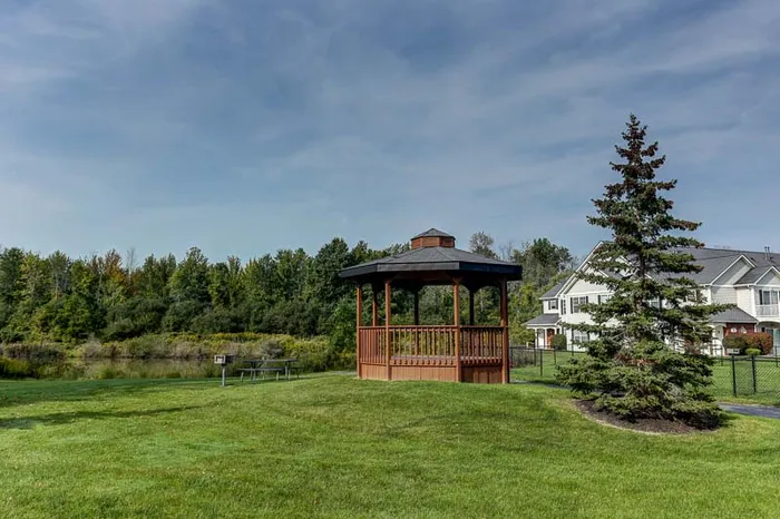 Residents Enjoying Community Grounds | East Amherst NY Apartment Homes | Autumn Creek Apartments