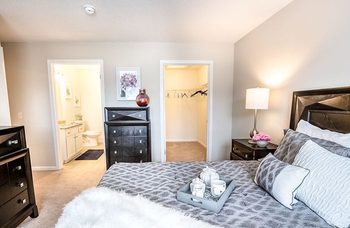 Vast Bedroom | Apartments for rent in East Amherst, NY | Autumn Creek Apartments