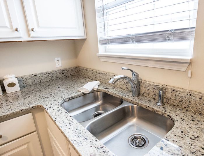 Kitchen Sink, 2 Bedroom 1.5 Bath| Autumn Creek Apartments