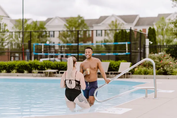 Resort-Inspired Pool| LC Gahanna | Gahanna, Ohio Apartments for Rent
