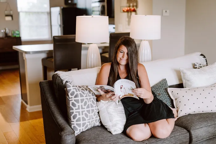 Elegant Living Area| LC Dublin | Apartments in Dublin, Ohio