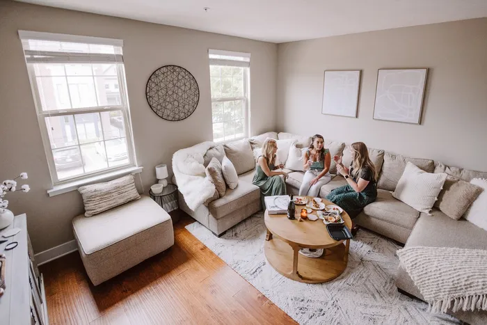 Spacious Living Room | LC Mount Juliet | Mount Juliet, TN Apartments for Rent