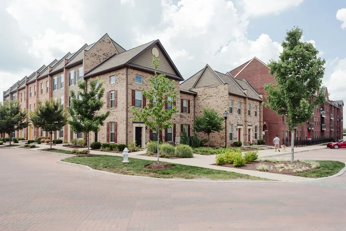 Outdoor space | LC Mount Juliet | Mount Juliet, TN Apartments for Rent