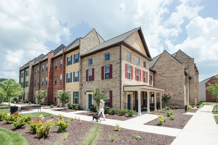 Outdoor area | LC Murfreesboro Apartments for rent in Murfreesboro, TN