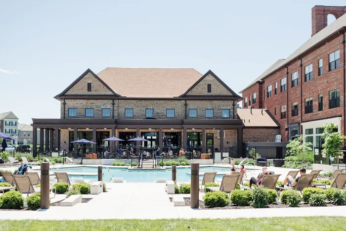 Swimming Pool Area | New Albany OH Apartment For Rent | LC New Albany