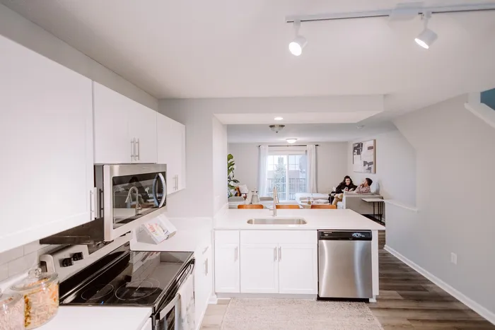 Elegant Living Area | LC Gahanna | Gahanna, Ohio Apartments for Rent