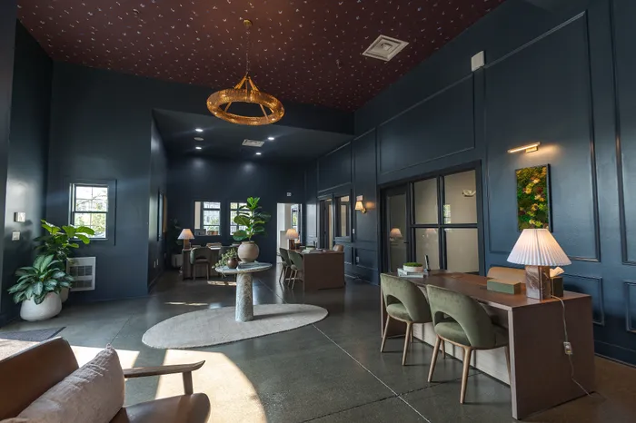 LC Dublin Leasing Office