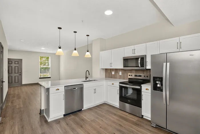 Contemporary kitchen | LC Mount Juliet | Mount Juliet, TN Apartments for Rent