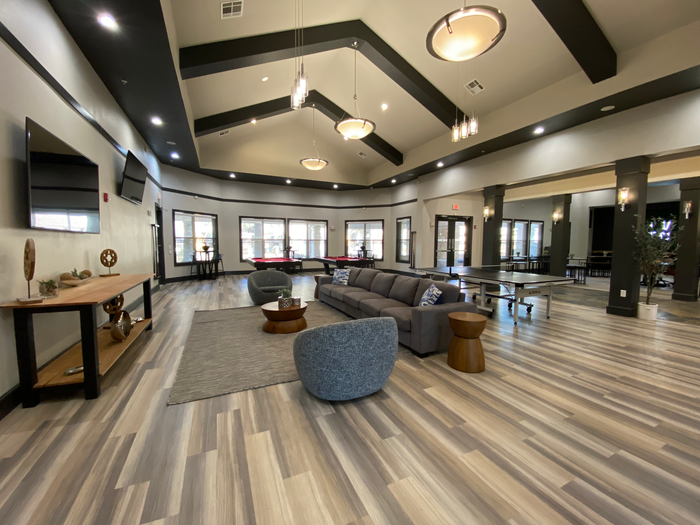 CLUBHOUSE 2