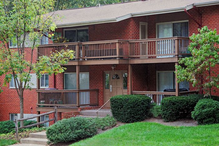 Exterior of Montrose Manor Building