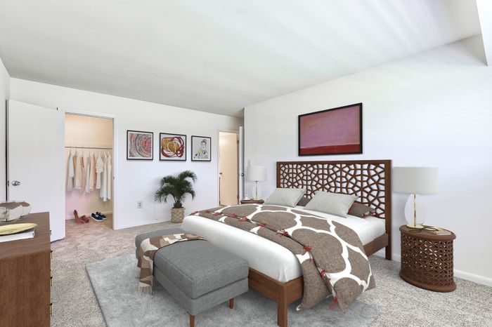 Fallstaff Manor Apts, Interior, Master bedroom, Walk-in closet, full bathroom, queen size bed, 2 bedside tables, window in bedroom