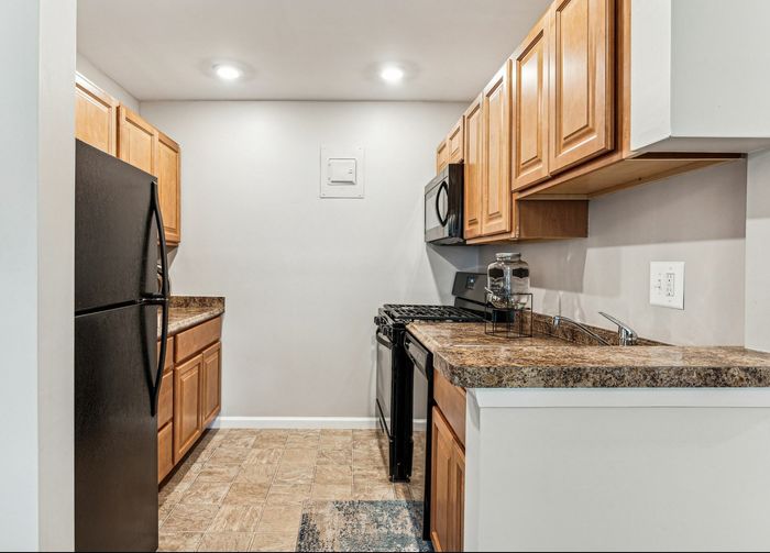 Kitchen - Black Appliances