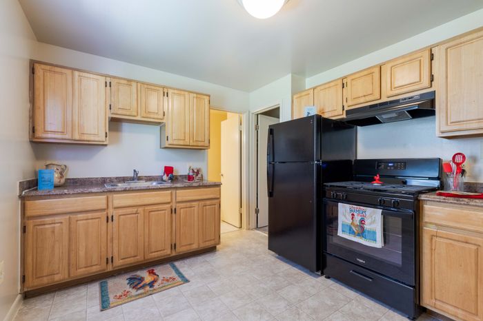 Kitchen with Lots of Storage