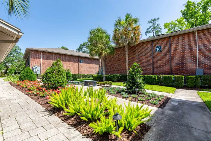 Leasing Center Courtyard