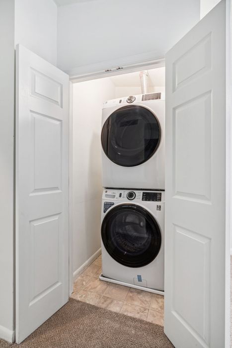 Full sized Washer Dryer
