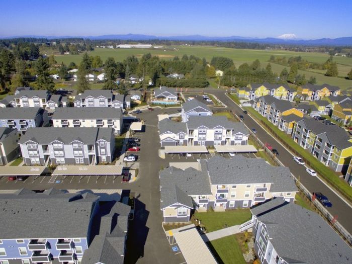 three bedroom apartment for rent near me