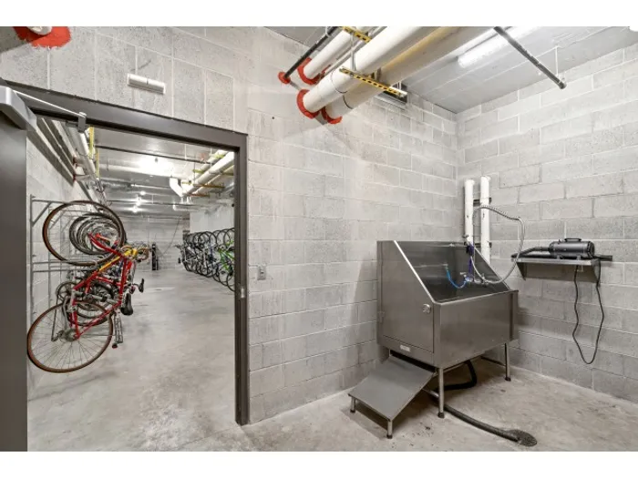 Pet friendly apartment in Hawthorne district