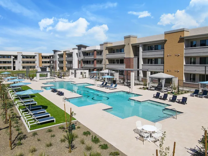 resort style pool in queen creek arizona