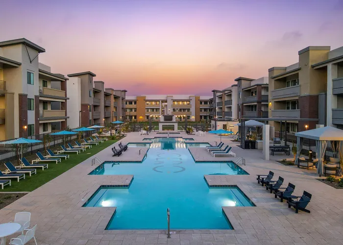 resort style pool in queen creek arizona
