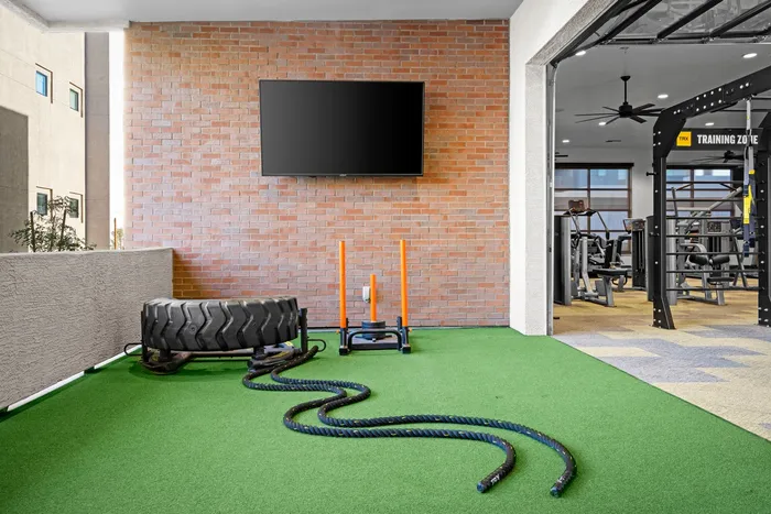 resort style apartments with fitness center
