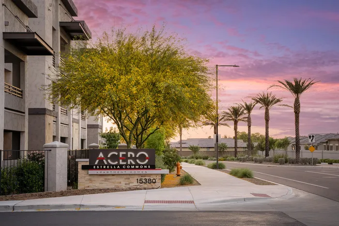 ACERO apartment homes in goodyear az