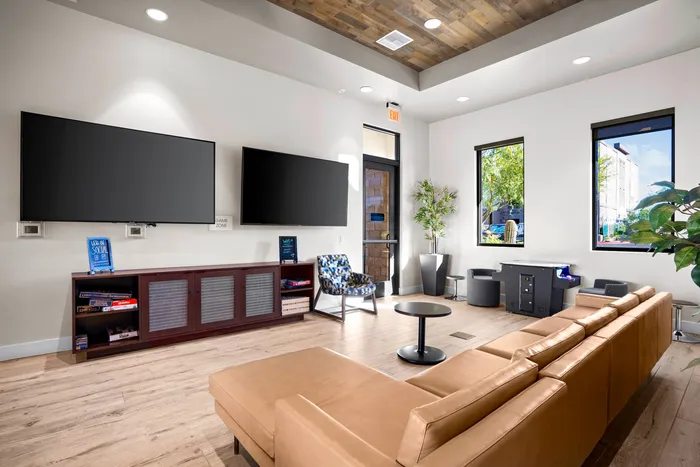 apartment amenities phoenix az