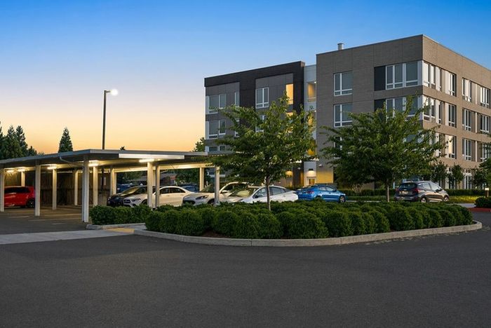 Covered parking space, vancouver wa