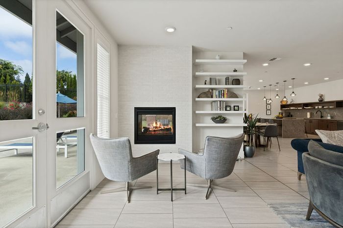 Pet friendly apartments in Salem