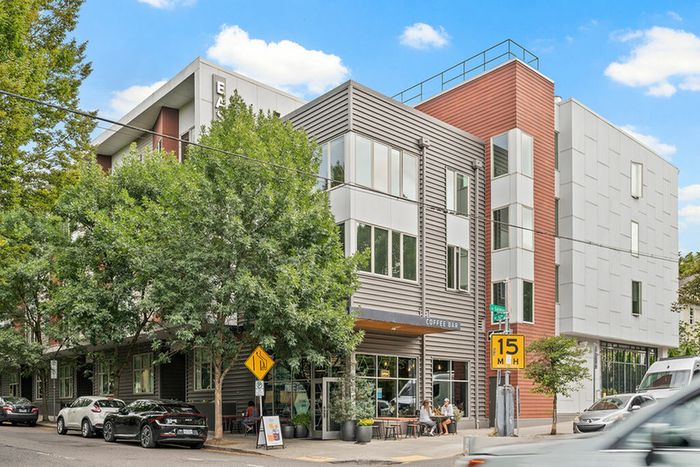 East 12 Apartments