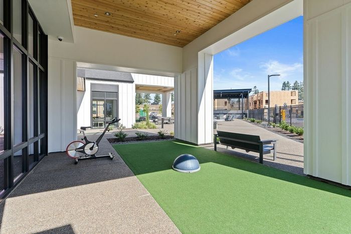 Apartments with gym and fitness center for rent