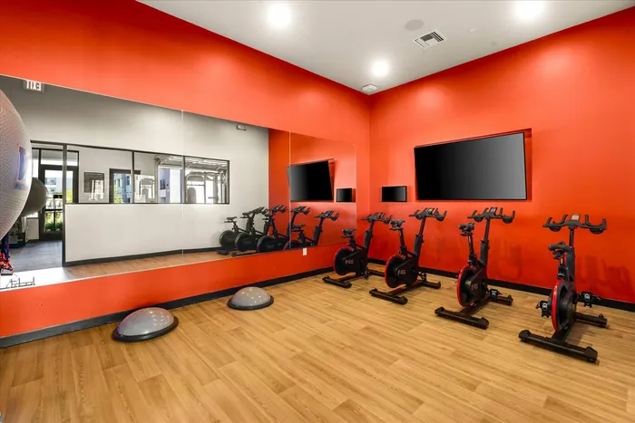 1-bedroom apartments in Glendale, Arizona with fitness center
