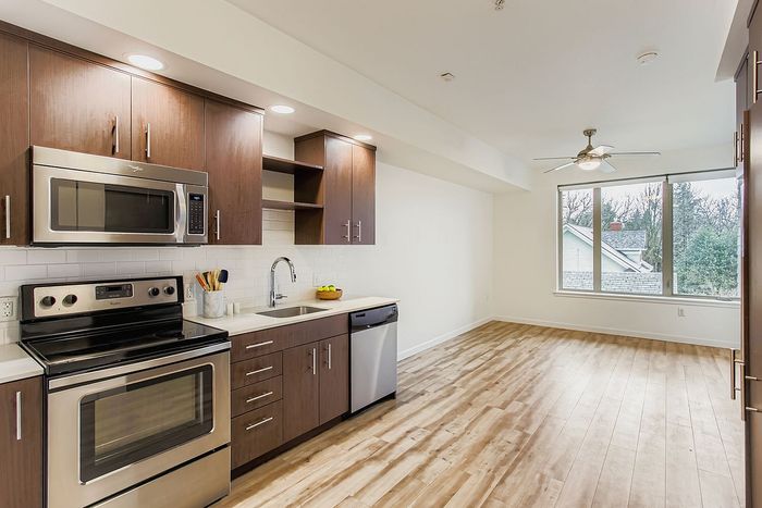 studio apartment for rent in portland or