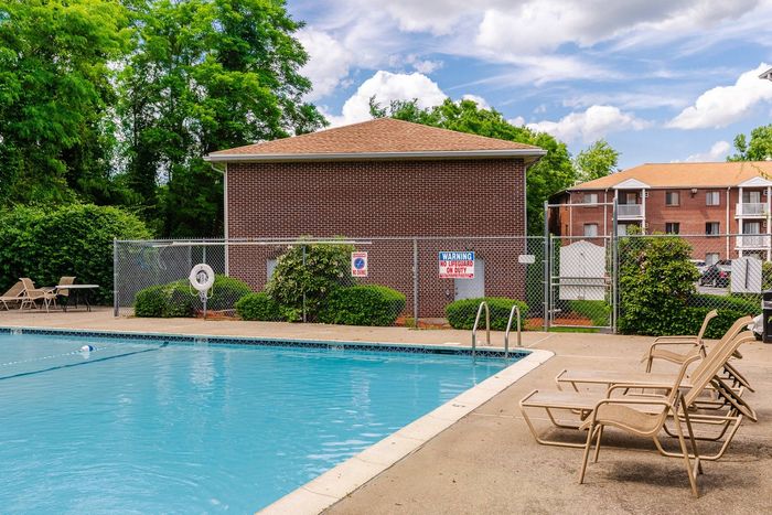 Resort Style Pool | Westford Park Apartments | Apartments in Lowell MA
