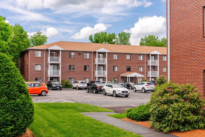 Outdoor Parking | Westford Park Apartments | Apartments in Lowell MA