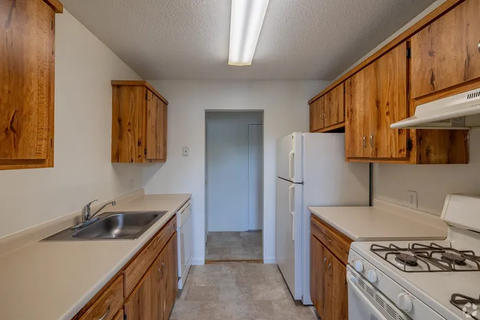 Fully Equipped Kitchens | Boulder Park Apartments in Nashua NH